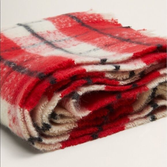 Mango Plaid Scarf Blanket New - Picture 3 of 4